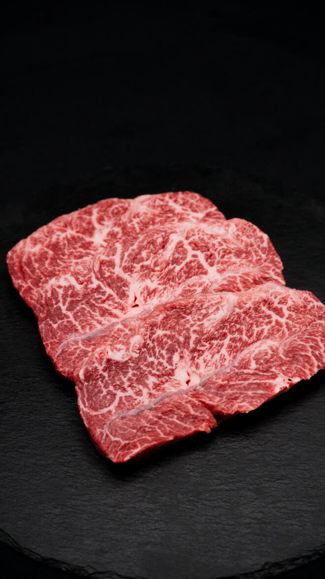 Lotte L'Grow Wagyu Oyster Blade Steak